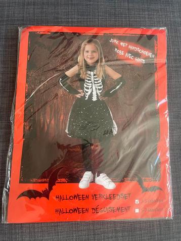 Nog in plastic: Nieuwe Halloween Pakjes voor Jongen + Meisje beschikbaar voor biedingen