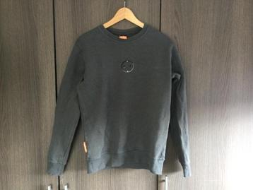 Okimono trui beschikbaar voor biedingen