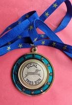 medaille UCHL Luxembourg  international dog show "tres bon", Postzegels en Munten, Penningen en Medailles, Overige materialen