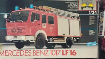 Mercedes Benz NG 1017 LF 16 1:24 Revell Electronic Pol beschikbaar voor biedingen