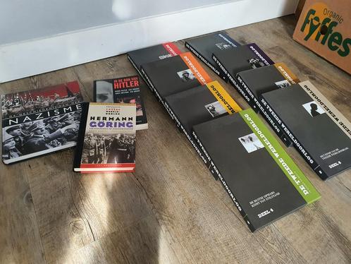 Verzameling boeken over tweede wereldoorlog incl dvd's, Boeken, Oorlog en Militair, Zo goed als nieuw, Algemeen, Tweede Wereldoorlog