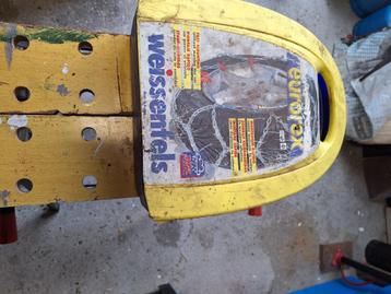 sneeuwketting beschikbaar voor biedingen