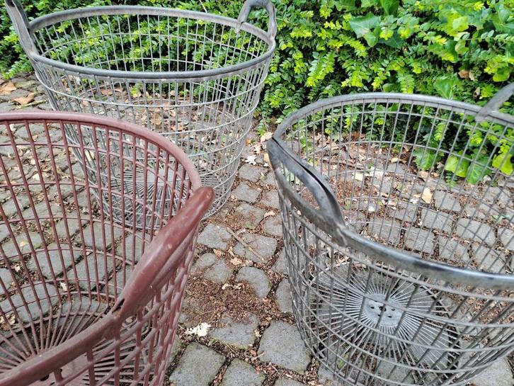 2x Landelijke stoere oude aardappelmand | draadmand, Huis en Inrichting, Woonaccessoires | Schalen en Manden, Gebruikt, Schaal