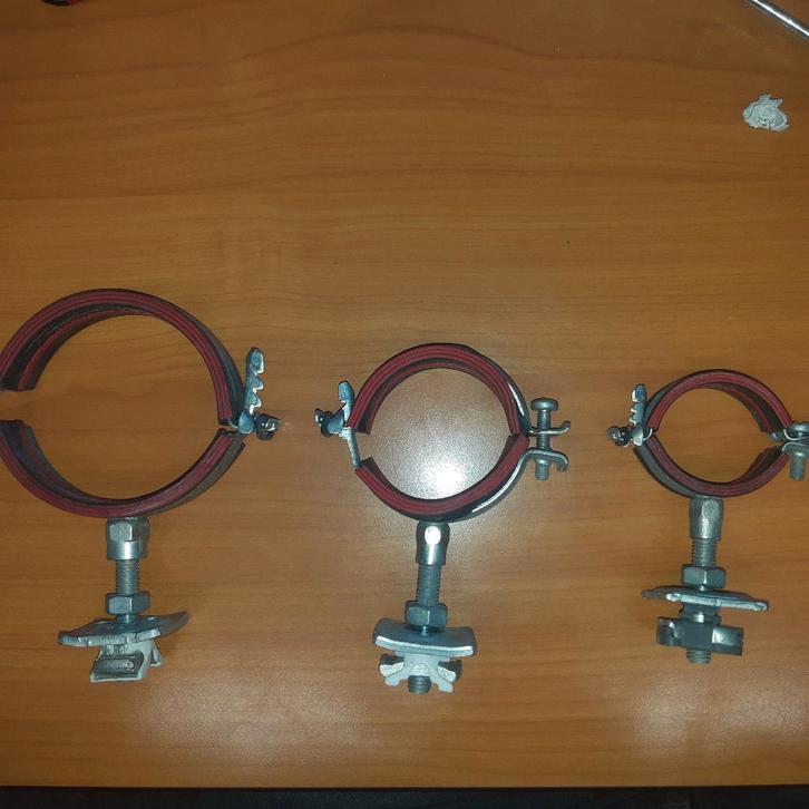 Leidingsteun Leidingbeugel Geisoleerd Hilti, Doe-het-zelf en Verbouw, Overige Doe-het-zelf en Verbouw, Zo goed als nieuw, Ophalen