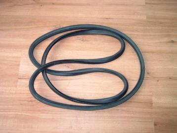 Voorruitrubber + sierlijst VW Golf MK1, Caddy MK1, Jetta MK1 beschikbaar voor biedingen