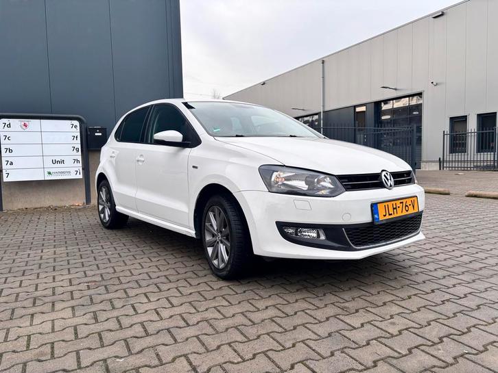 Volkswagen Polo 1.2 TSI 66KW 2013 Wit, Auto's, Volkswagen, Bedrijf, Te koop, Polo, ABS, Airbags, Airconditioning, Alarm, Android Auto