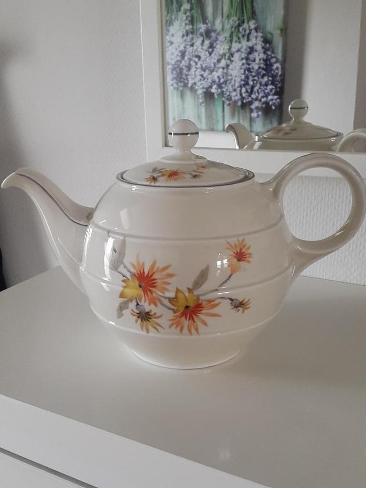 antieke theepot, Mosa Maastricht, 5 poortjes,, Antiek en Kunst, Antiek | Servies los, Verzenden