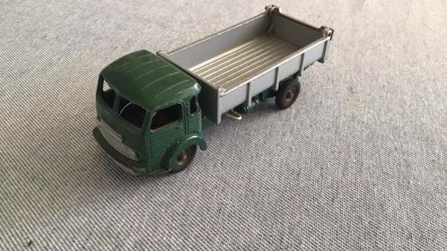 DINKY TOYS SIMCA CARGO KIPWAGEN NAUWELIJKS GEBRUIKSSPOREN, Hobby en Vrije tijd, Modelauto's | 1:43, Zo goed als nieuw, Bus of Vrachtwagen