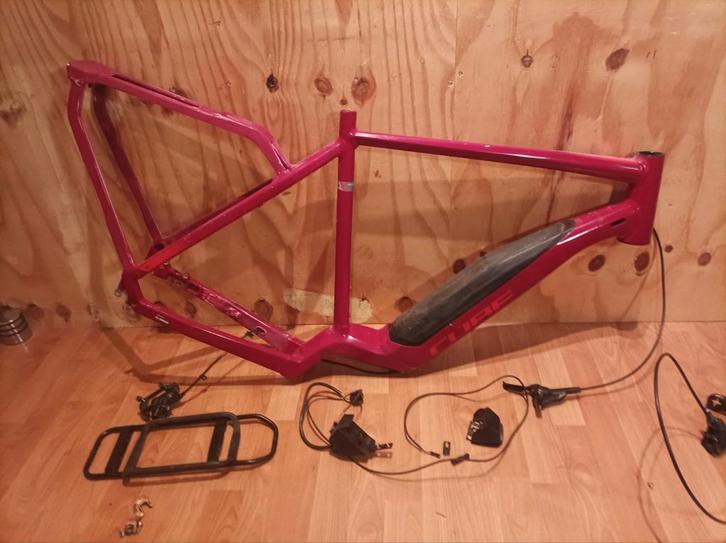 Bosch Cube Frame 57cm Bosch Intube Accu, Fietsen en Brommers, Fietsonderdelen, Gebruikt, Algemeen, Frame, Ophalen of Verzenden