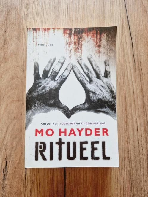 Thriller: Mo Hayder - Ritueel, Boeken, Thrillers, Gelezen, Nederland, Ophalen of Verzenden