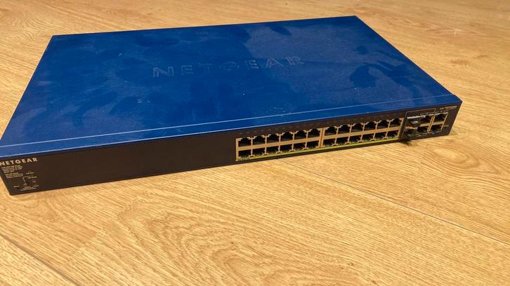 Netgear Prosafe poe switch, Computers en Software, Netwerk switches, Zo goed als nieuw, Ophalen of Verzenden
