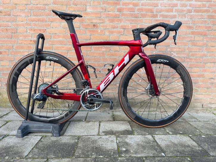 BH AEROLIGHT 9.0 MAAT M + ZIPP 454 NSW WIELSET, Fietsen en Brommers, Fietsen | Racefietsen, Zo goed als nieuw, Heren, Overige merken