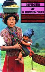 Refugees of a Hidden War - Beatriz Manz / 9780887066764, Beatriz Manz, Maatschappij en Samenleving, Ophalen of Verzenden, Zo goed als nieuw