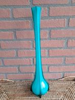 Prachtige blauwe vintage opaline vaas., Antiek en Kunst, Antiek | Vazen, Ophalen of Verzenden