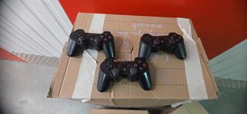 PlayStation 3 met 3 joysticks en 60 games! beschikbaar voor biedingen
