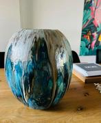 Unieke grote bolvaas, Ophalen of Verzenden, Blauw, Minder dan 50 cm