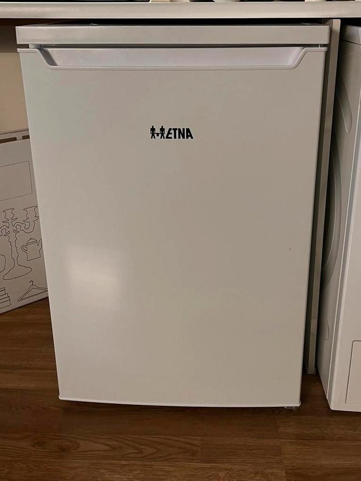 Etna tafel koelkast, Witgoed en Apparatuur, Vriezers en Diepvrieskisten, Zo goed als nieuw, Vrijstaand, Vrieskast, Minder dan 85 cm