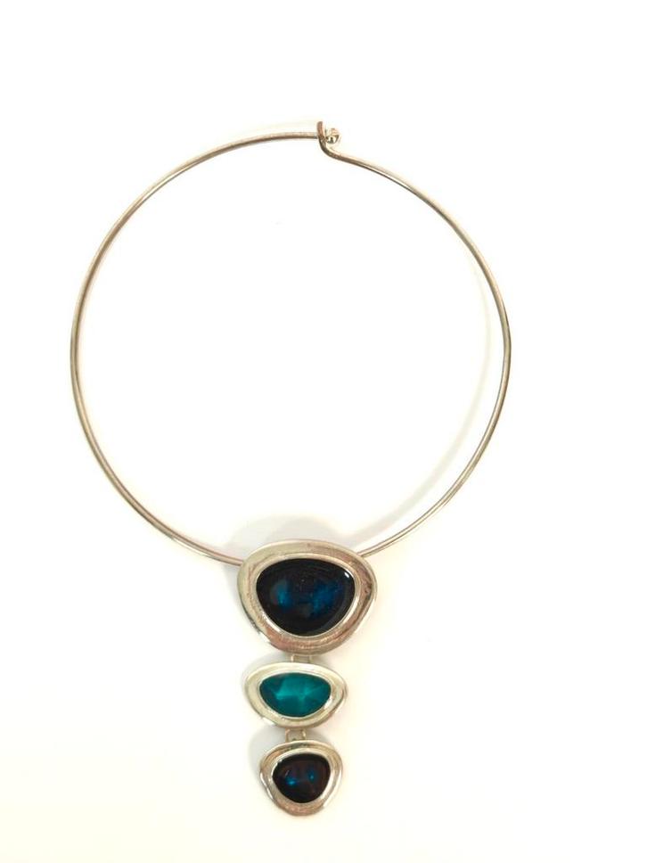 Vintage ketting, (choker, spang) met aparte hanger., Sieraden, Tassen en Uiterlijk, Kettingen, Zo goed als nieuw, Overige materialen