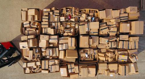 Amazon Retour pallet - Complete Vrachtwagenlading - 32 Stuks, Zakelijke goederen, Partijgoederen en Retail | Partijgoederen, Overige categorieën