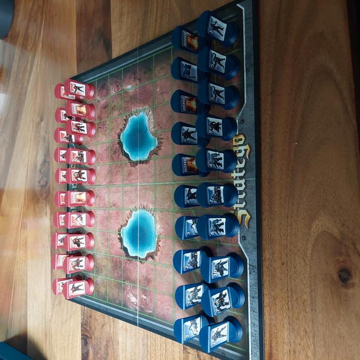 Stratego bordspel, Hobby en Vrije tijd, Gezelschapsspellen | Bordspellen, Zo goed als nieuw, Ophalen of Verzenden