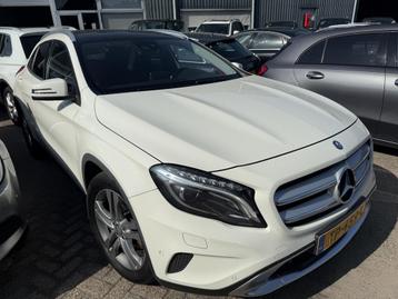 Mercedes-Benz GLA 180 Prestige AUT PANO/NAVI/CLIMA beschikbaar voor biedingen
