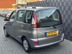 Toyota Yaris Verso 1.3 VVT-i Terra| TREKHAAK| HOGE INSTAP| N, Voorwielaandrijving, Stof, Gebruikt, Zwart
