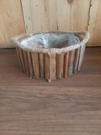 Leuke bloempot hout, Minder dan 30 cm, Rond, Ophalen of Verzenden, Zo goed als nieuw