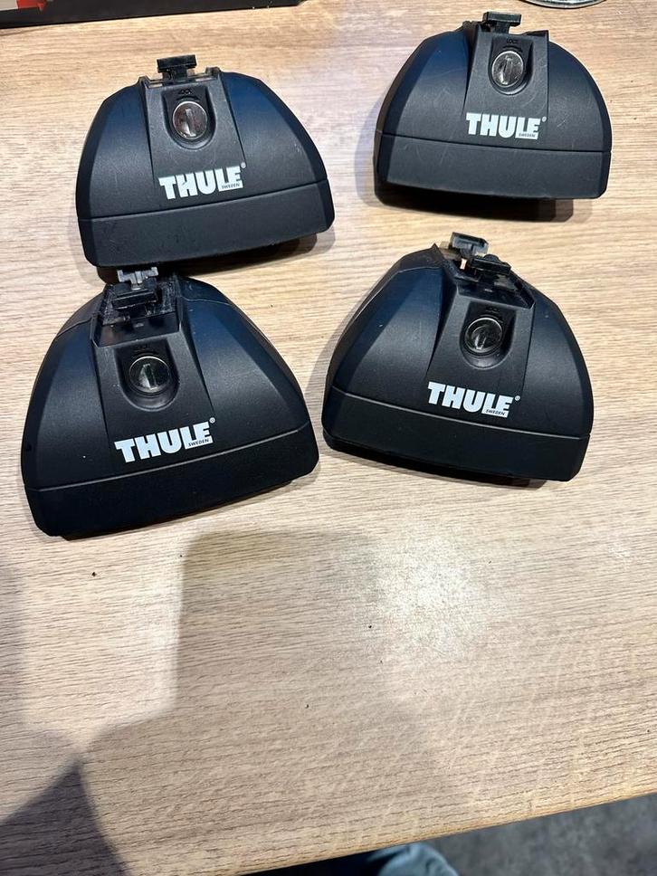 Thule 753 Voetenset - Dakdrager Voeten, Auto diversen, Dakdragers, Gebruikt, Ophalen of Verzenden