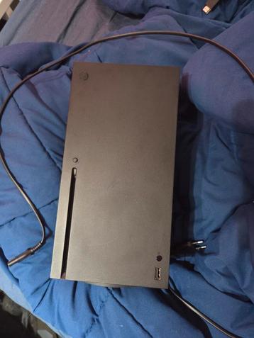 Xbox Series X 1TB + Controller en 4 Games! Met cod bo6! beschikbaar voor biedingen