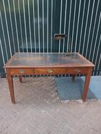 Engels Bureau of Schrijftafel, Ophalen