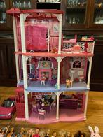 Barbie huis, barbies en accecoires, Kinderen en Baby's, Speelgoed | Poppenhuizen, Ophalen, Gebruikt, Poppenhuis