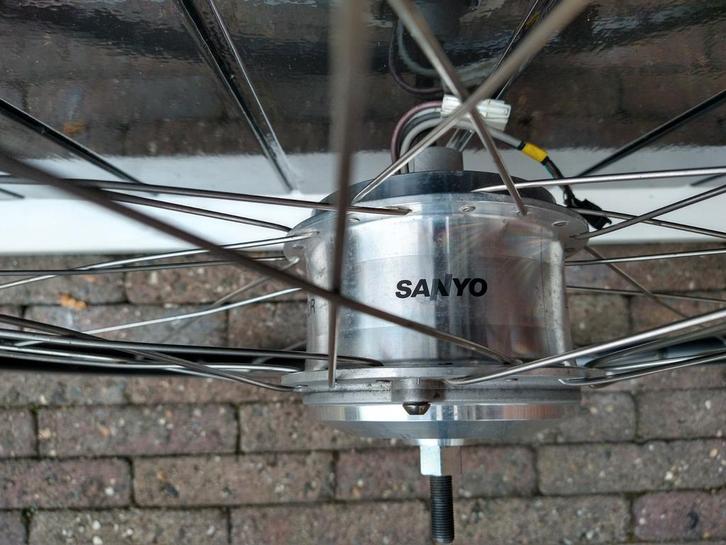 E-bike Sanyo voorwiel motor Sparta - Batavus- koga., Fietsen en Brommers, Fietsonderdelen, Gebruikt, Algemeen, Wiel, Ophalen of Verzenden