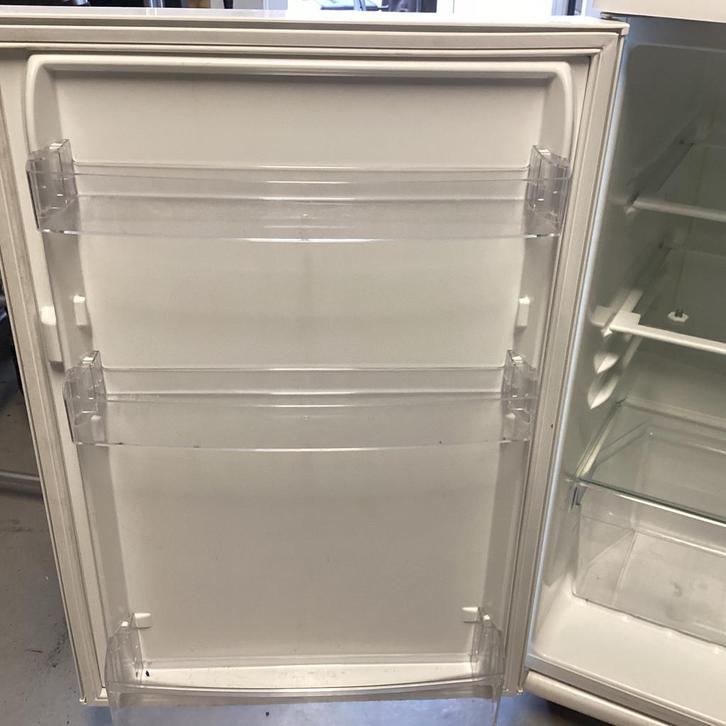 Defecte Zanussi Koelkast - Onderdelen of Reparatie, Witgoed en Apparatuur, Koelkasten en IJskasten, Niet werkend, Met vriesvak