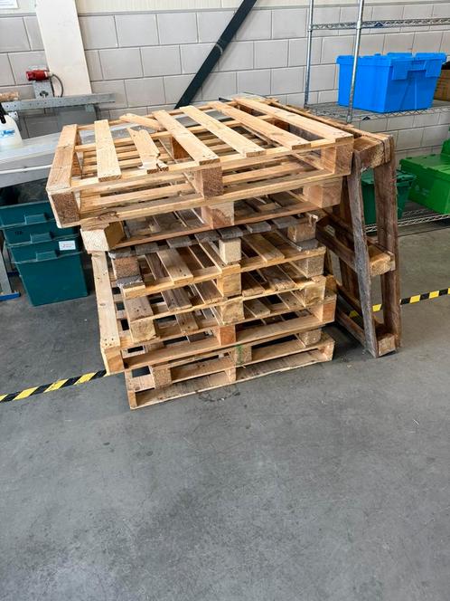 Haardhout pallets GRATIS, Tuin en Terras, Haardhout, Blokken, Overige houtsoorten, Ophalen