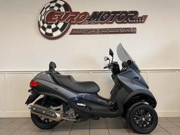 PIAGGIO MP3 500 LT SPORT AUTORIJBEWIJS (bj 2014) Premium Dea beschikbaar voor biedingen