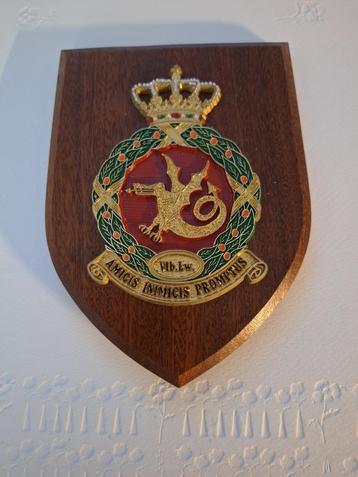 wapenschild van de luchtmacht beschikbaar voor biedingen