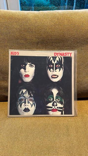 Kiss - Dynasty LP in redelijke staat