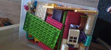 Kist vol hello kitty duplo bouw stenen beschikbaar voor biedingen