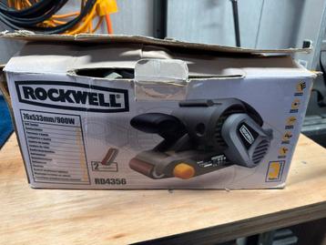 Rockwell Bandschuurmachine 900W beschikbaar voor biedingen