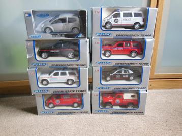 8 x AUTO MODELS 1:43 WELLY EMERGENCY TEAM in Doosjes ZGAN beschikbaar voor biedingen