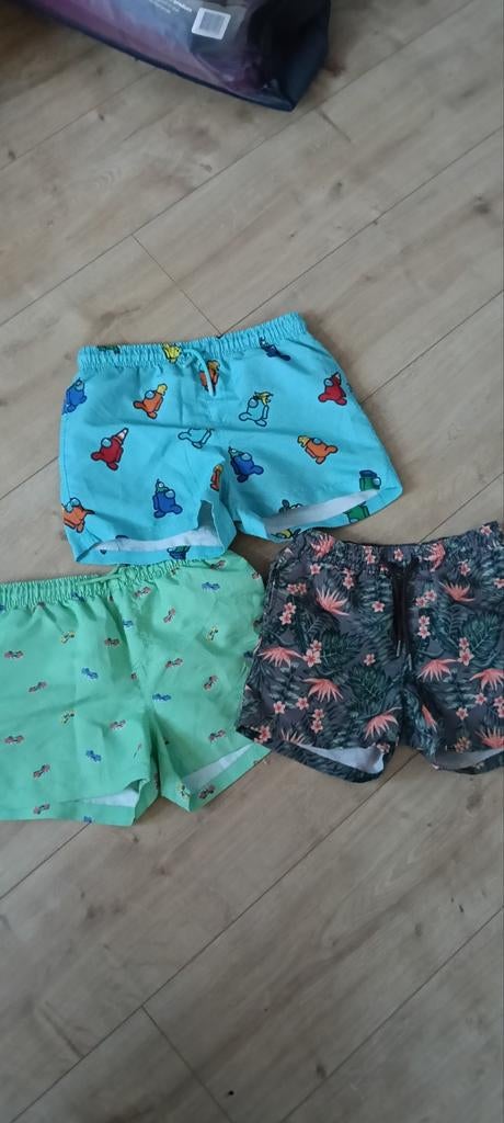 3 Zwembroeken: Zara (140) & Jack & Jones (128), Kinderen en Baby's, Kinderkleding | Kinder-zwemkleding, Ophalen of Verzenden, Zo goed als nieuw