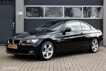 BMW 3-serie Coupé 320i Corporate Lease Business Line Sport  beschikbaar voor biedingen