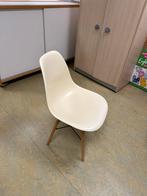 Witte stoelen, set van 4 of 8, Ophalen, Kunststof, Gebruikt, Wit