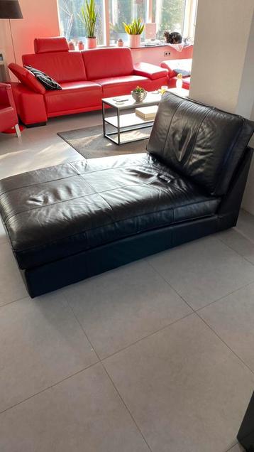 Chaisse Longue bank leer kleur zwart