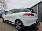 Renault Clio Estate - 0.9 TCe Night&Day/2eEig/Pdc/Navi/Goed, Wit, Electronic Stability Program (ESP), Handgeschakeld, 3 cilinders
