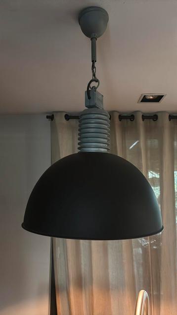 FREZOLI hanglampen beschikbaar voor biedingen