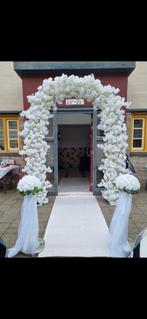 Bloemenboog standaard incl. bloemen te koop, Ophalen of Verzenden, Zo goed als nieuw