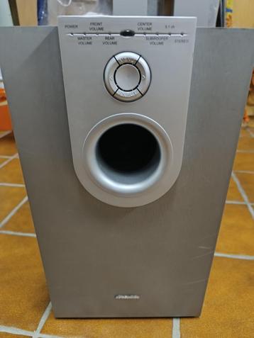 Speakerset voor home cinema / surround, versterker ingebouwd beschikbaar voor biedingen