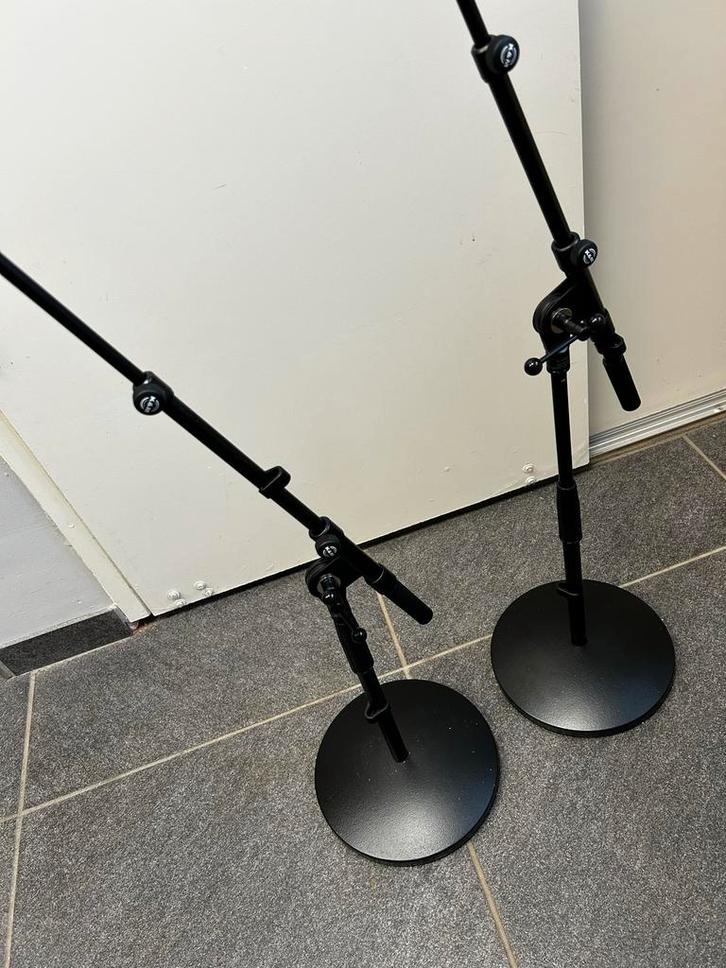 2x Nieuwe K&M Microfoonstandaarden, Muziek en Instrumenten, Standaards, Nieuw, Instrumentstandaard, Microfoon, Ophalen of Verzenden
