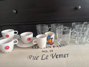Douwe Egberts DE kopjes, schotels en glazen - Div modellen beschikbaar voor biedingen